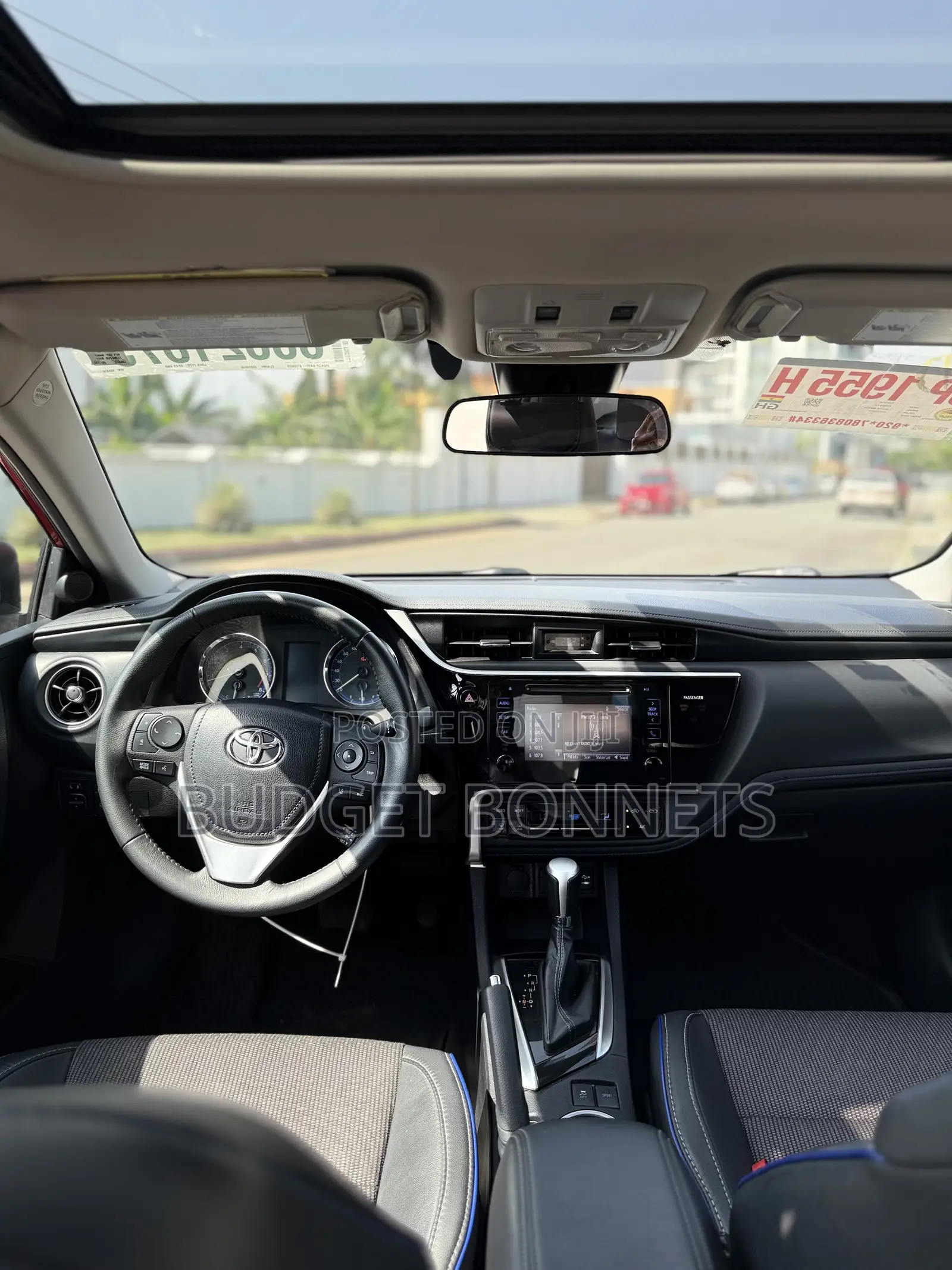 Toyota Corolla SE 4dr Sedan (1.8L 4cyl CVT) 2017 Red