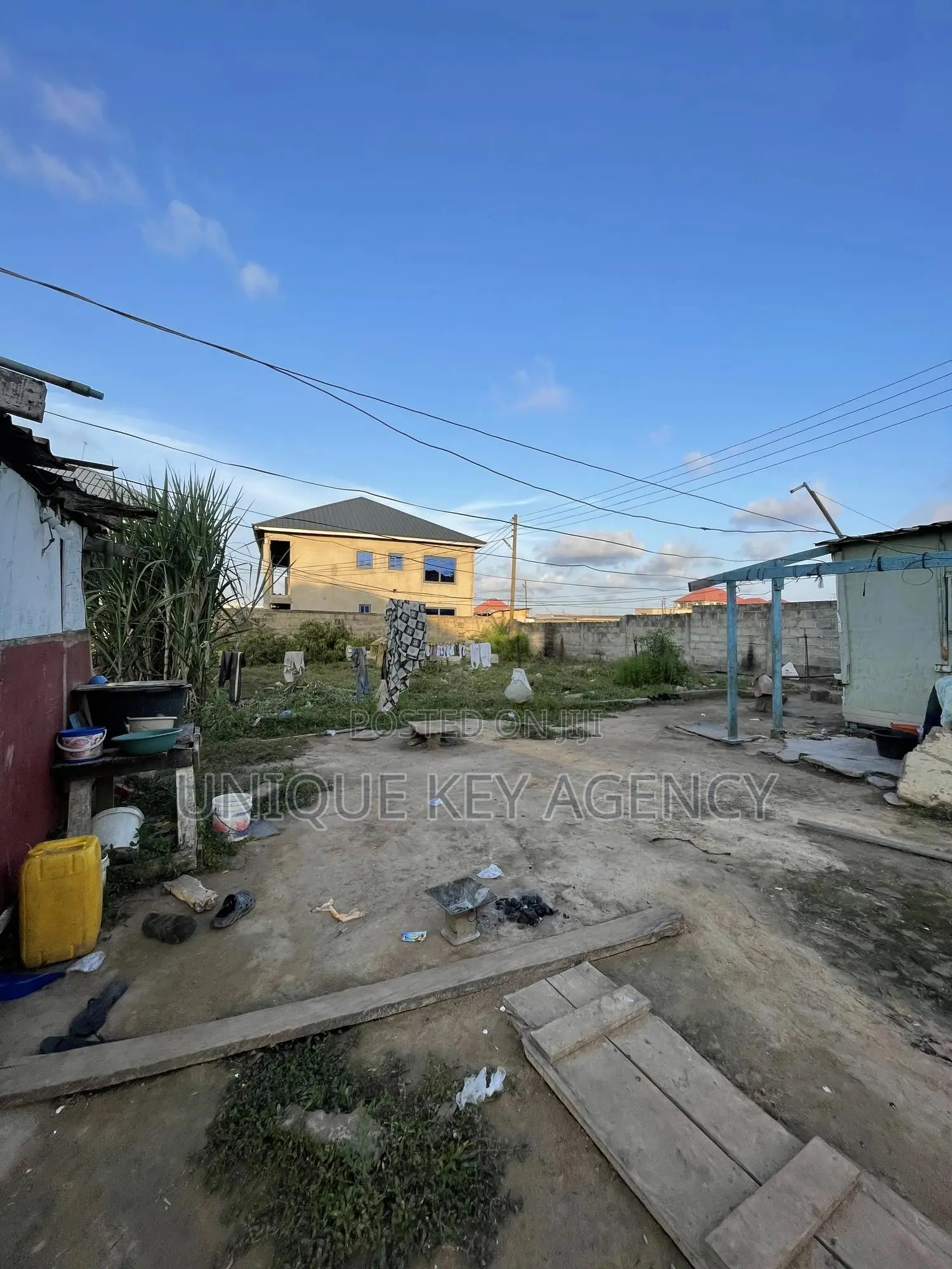 70/100 Plot of Land for Sale