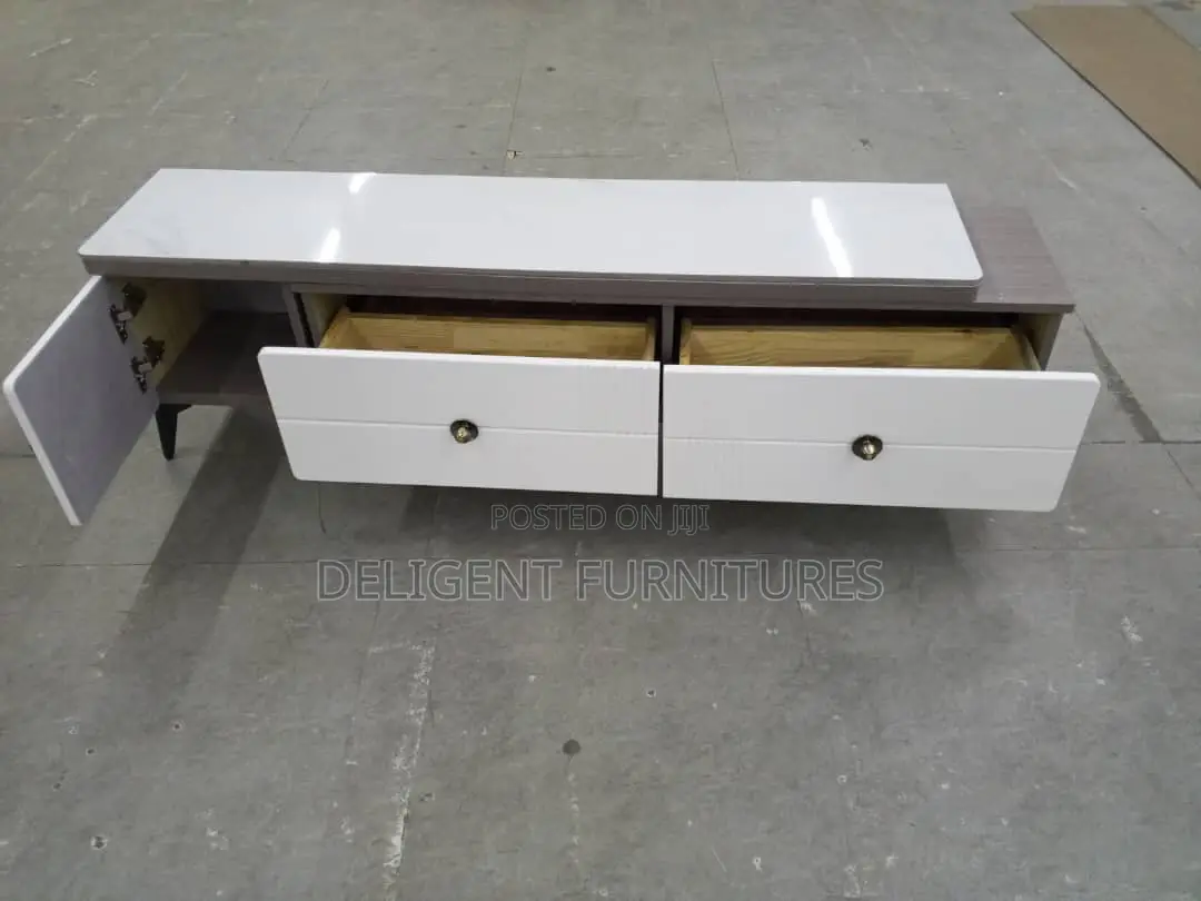 Extendable Tv Stand (Payment on Delivery)