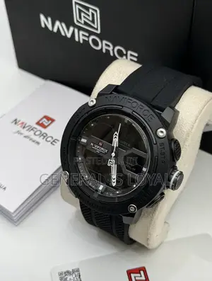 Naviforce Digital And Analog Waterproof Men’S Rubber Strapwatch