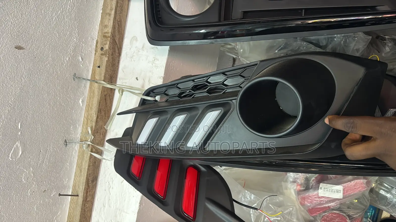 Honda Civic 2016,2017,2018 Foglight and Cover Led.