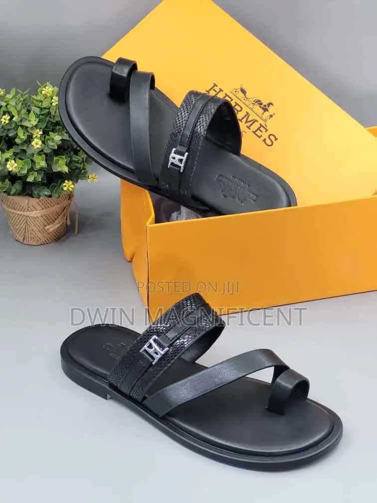 Versace,Hermes,Zara Balenciaga Slippers ( More Brands Available)
