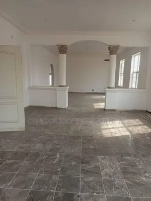 7bdrm House in Adjiringanor, Ability for sale