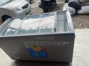 Delron Crystalslide Commercial Chill Vault