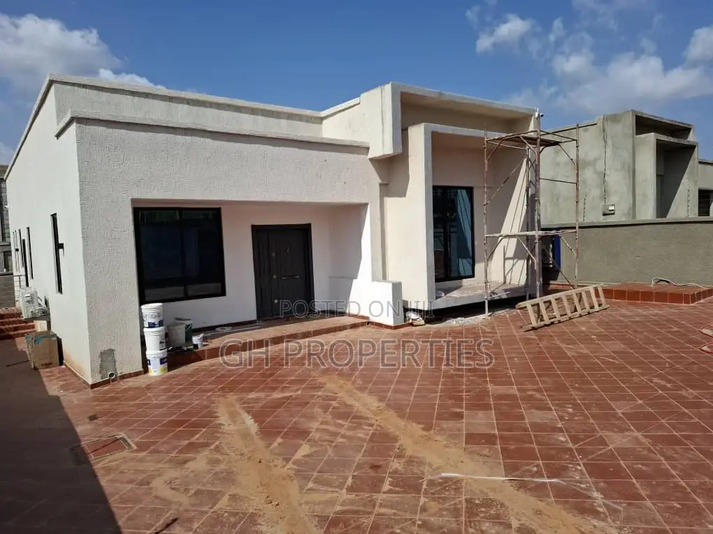 4bdrm House in Sokoban Kwanwoma., Kumasi Metropolitan for sale