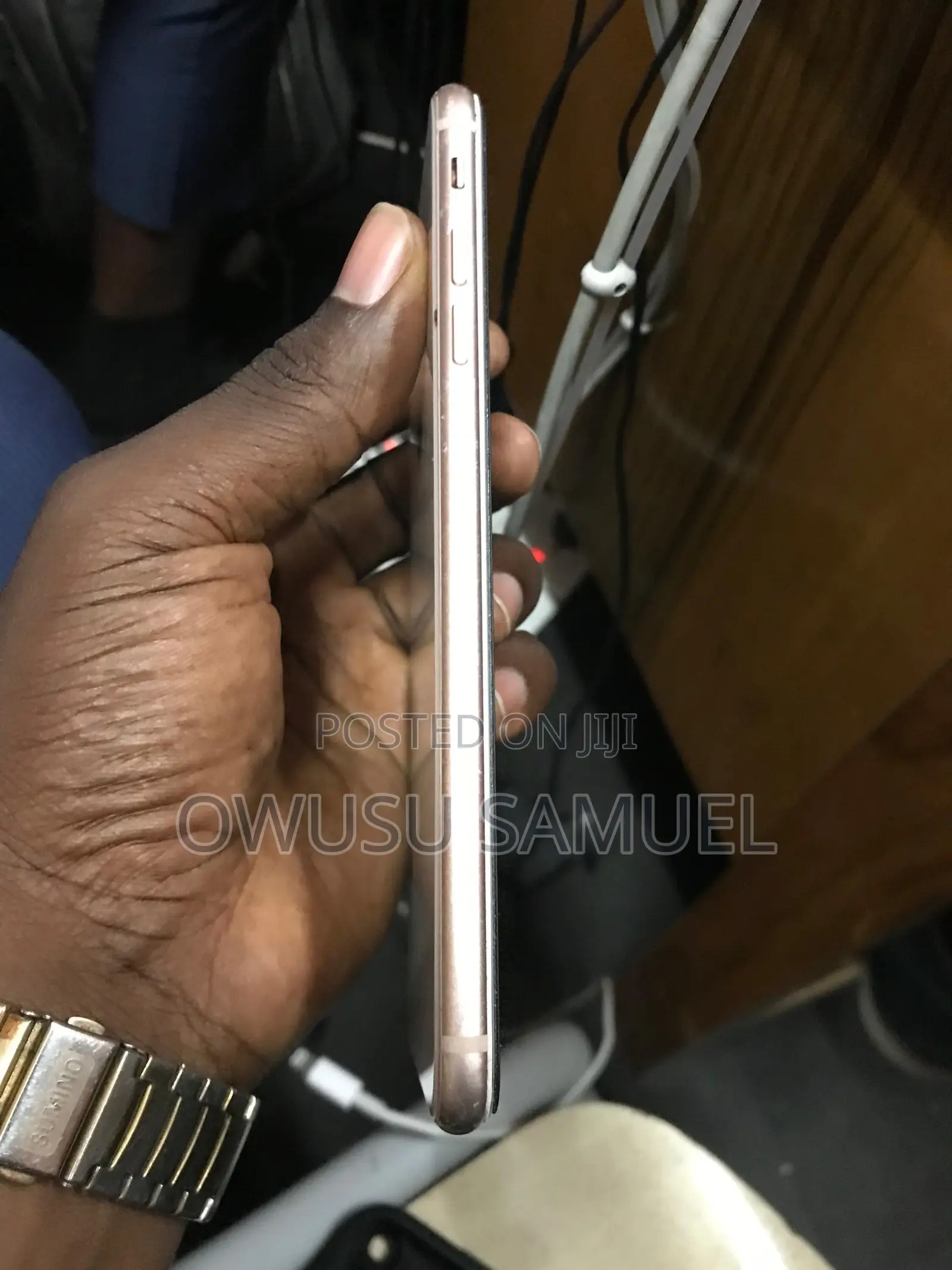 Apple iPhone 8 Plus 64 GB Gold