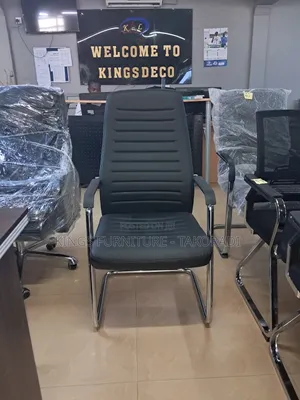 Starker Chair