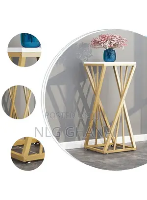 Legant Design Panel Vase Rack With Sturdy Construction. Ghx3664
