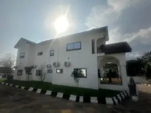 6bdrm House in Airport Residential Area for rent