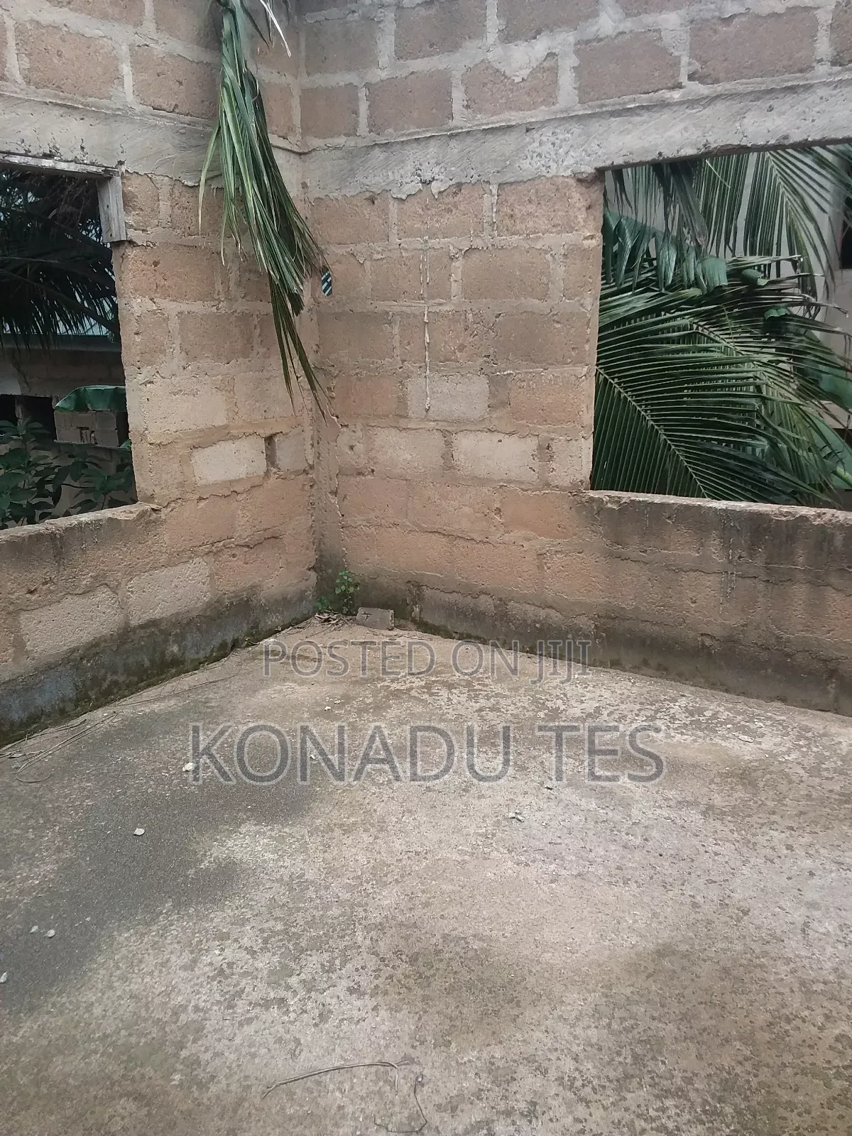 12bdrm House in Valley View Area for sale