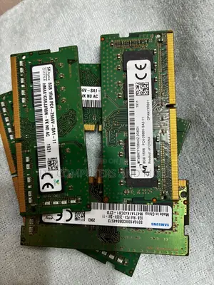 8gb Pc4/Ddr4 Ram Pullout