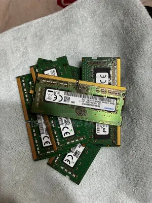 8gb Pc4/Ddr4 Ram Pullout