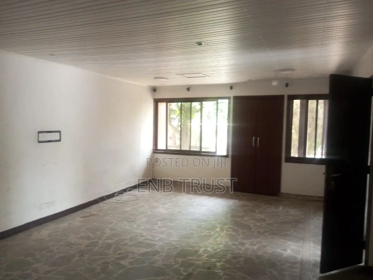 15 Bedrooms Office Space for Rent at Airport