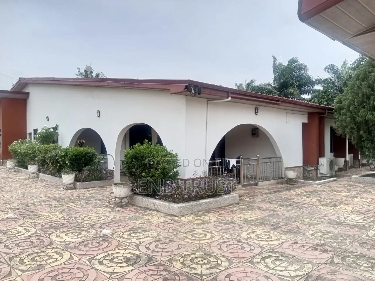 15 Bedrooms Office Space for Rent at Airport