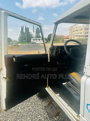 Land Rover Defender 2006 White