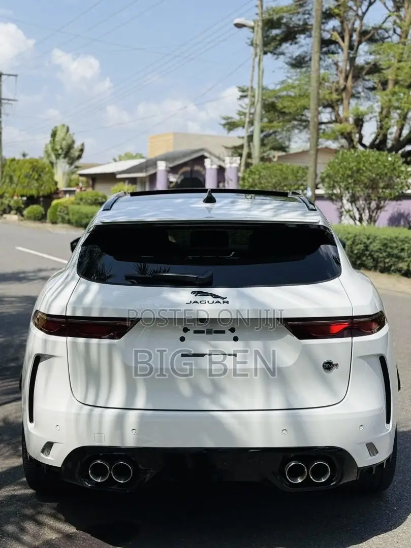 Jaguar F-Pace 2024 White