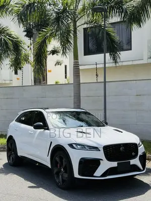 Jaguar F-Pace 2024 White