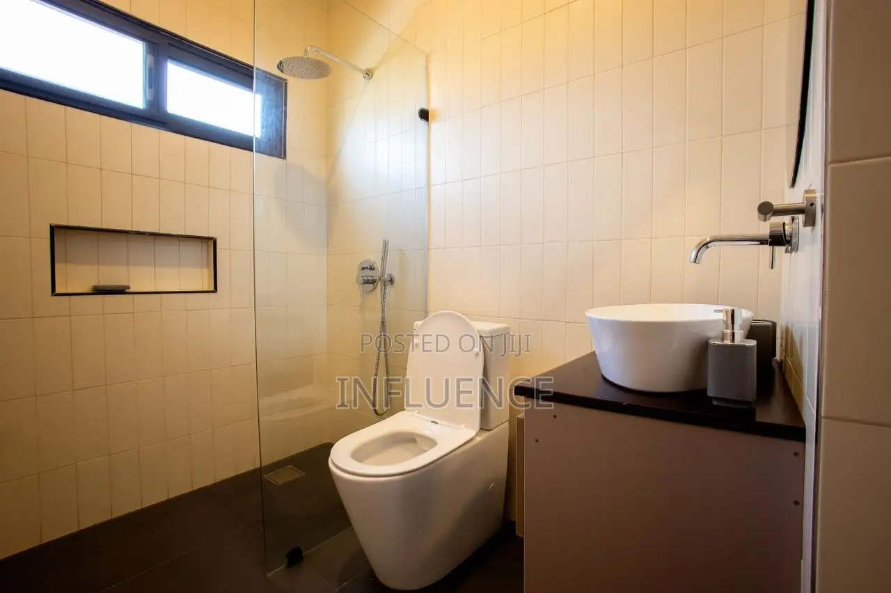 Furnished 2bdrm House in Palace Mall Area, East Legon for sale