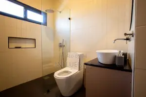 Furnished 2bdrm House in Palace Mall Area, East Legon for sale