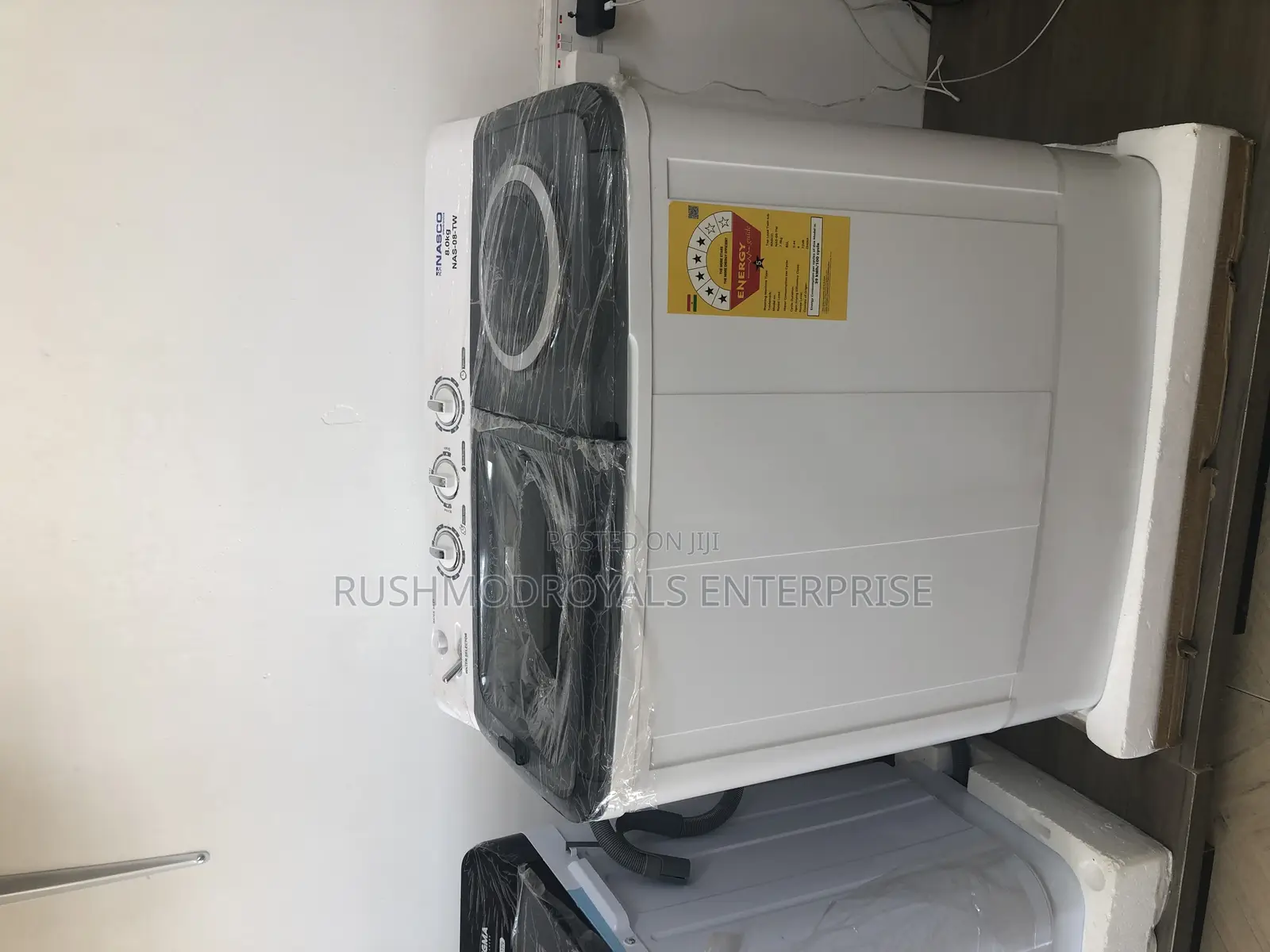 Easy to Use: Nasco 8kg Twin Tub Washing Machine