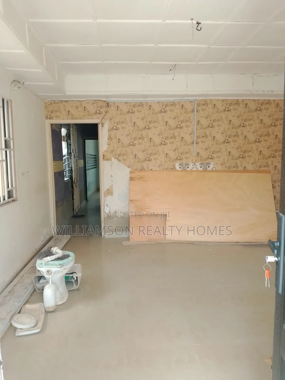 1bdrm Apartment in Spintex Main Road for rent