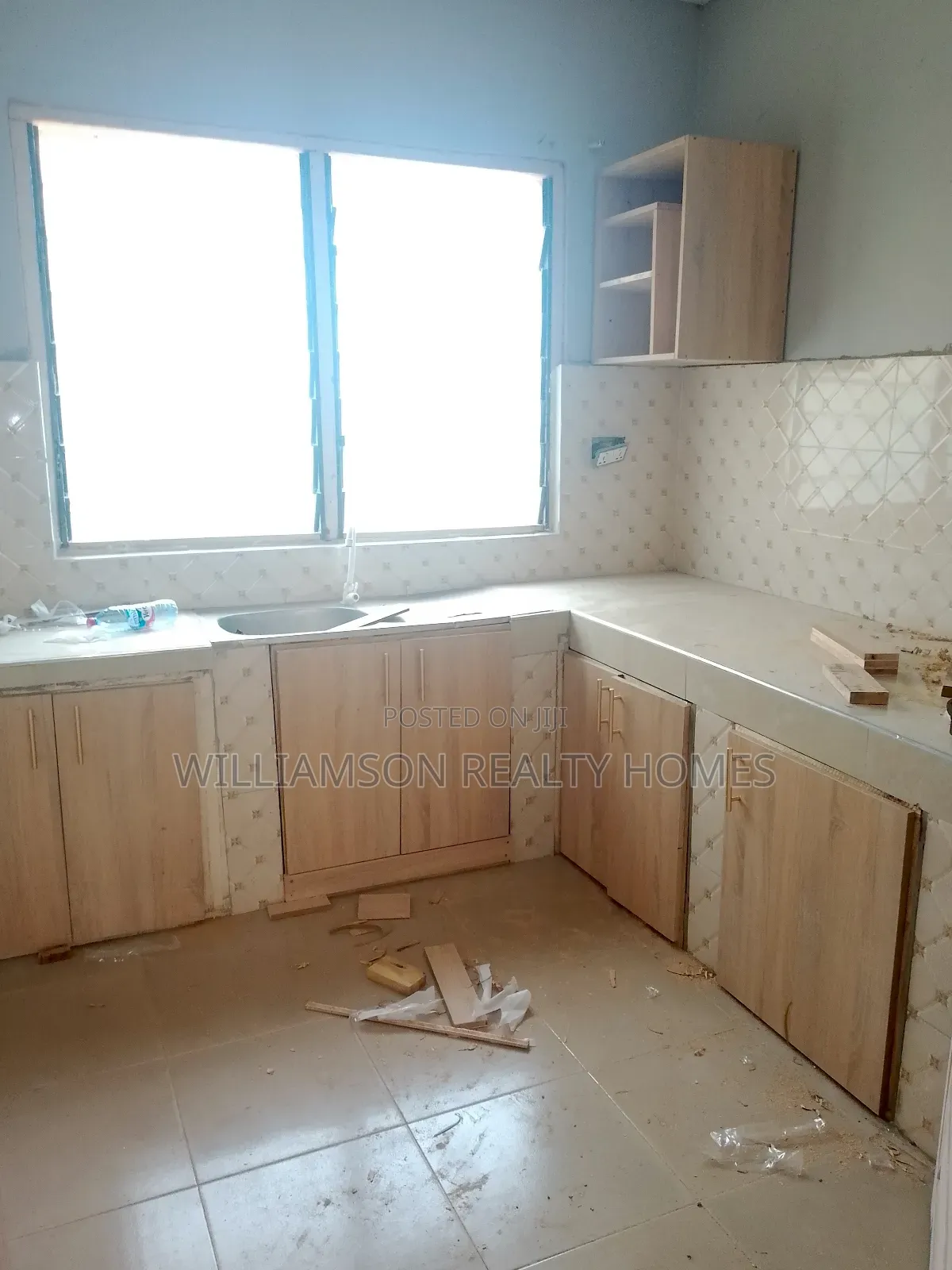1bdrm Apartment in Spintex Main Road for rent