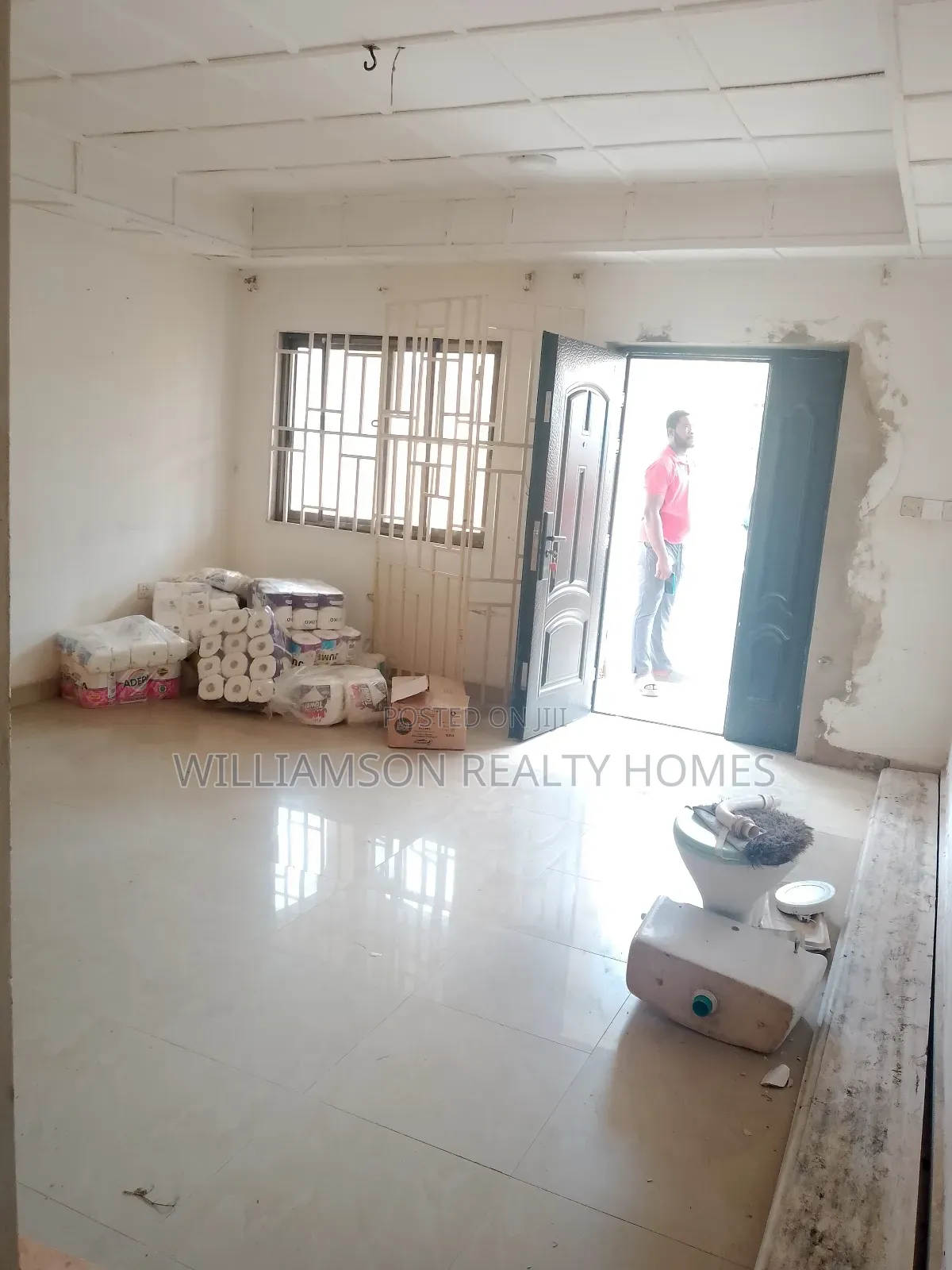 1bdrm Apartment in Spintex Main Road for rent