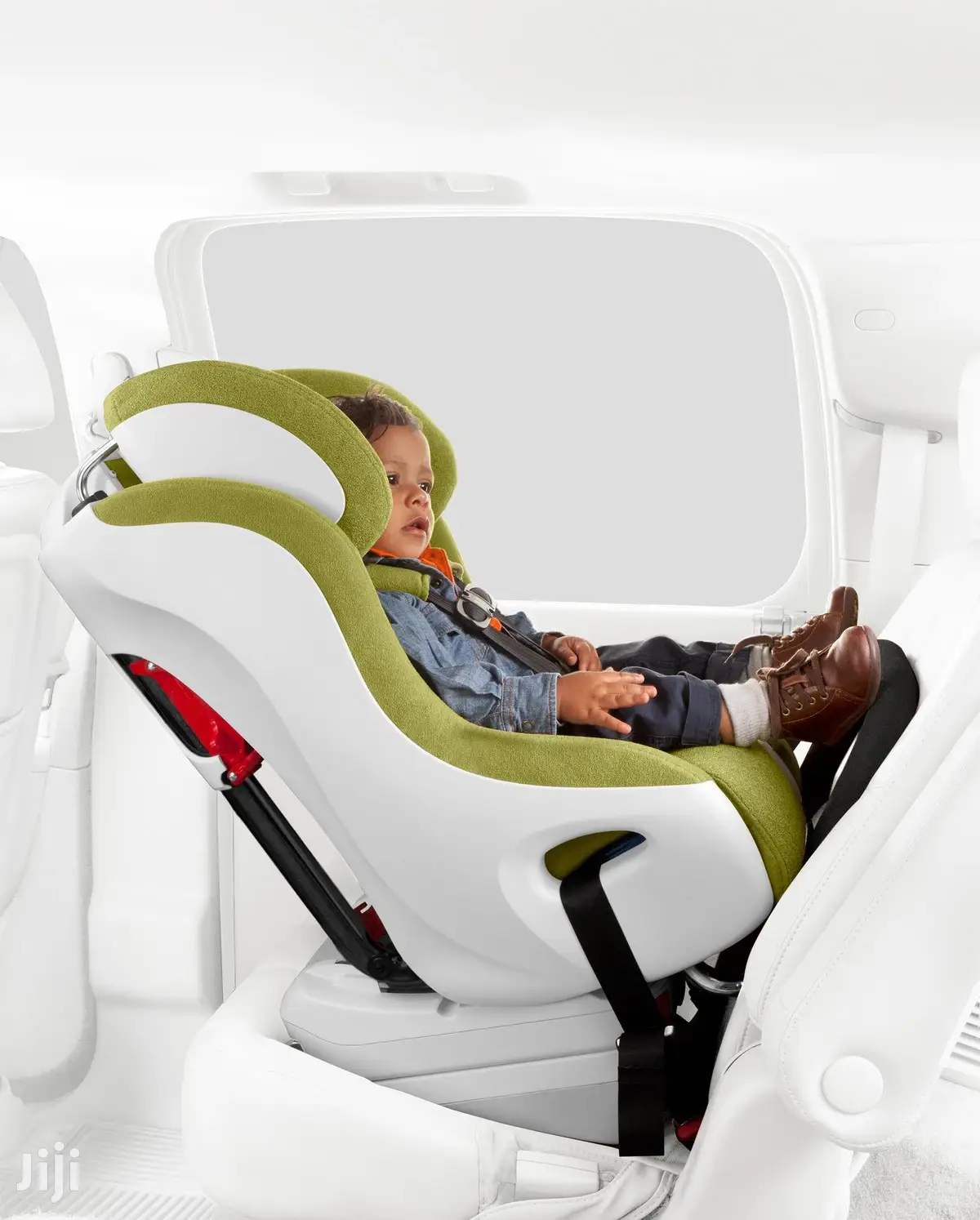 Clek Fllo Convertible Car Seat