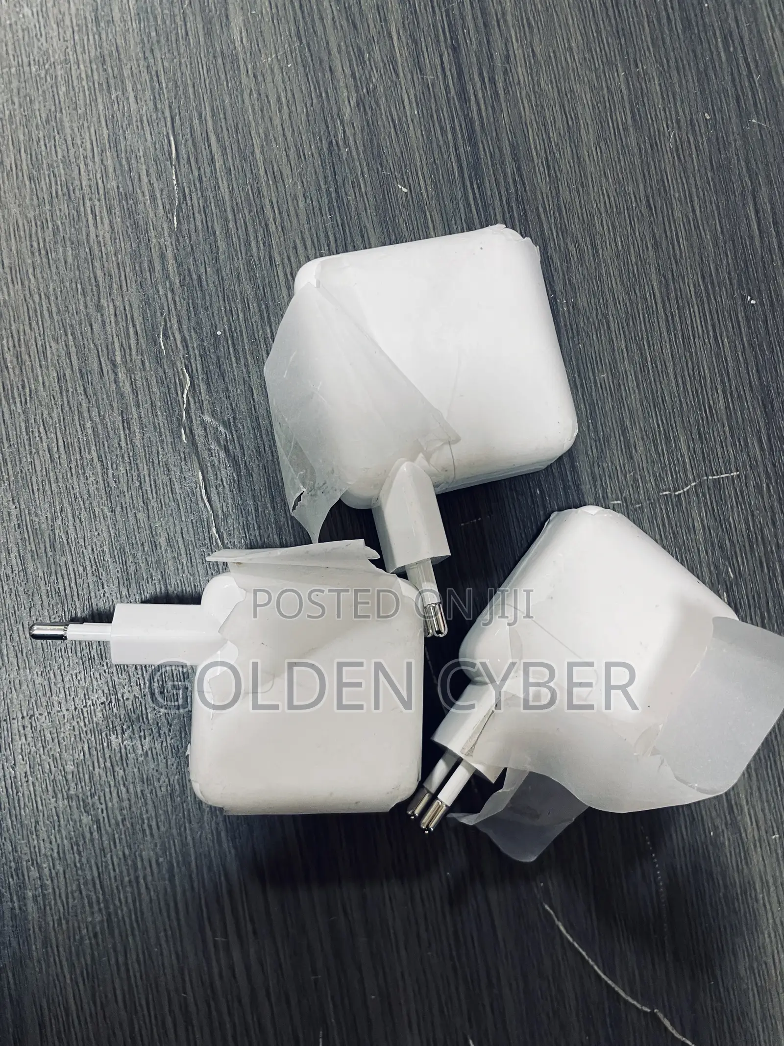 Apple 70w Usb-C Power Adapter Mqln3