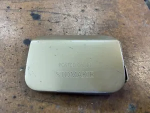 Mercedes 190 Fuel Door