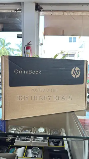 New Laptop HP OmniBook 5 Flip 14-Fp0023dx 16GB Intel Core 7 SSD 512GB