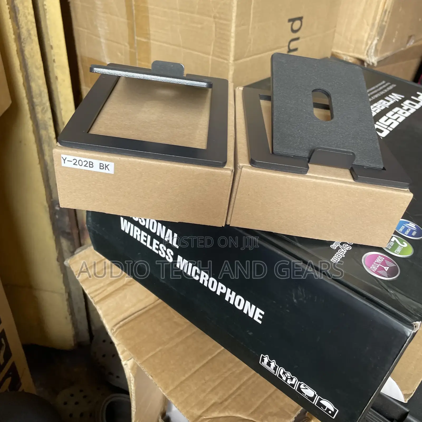 Studio Monitor Stand