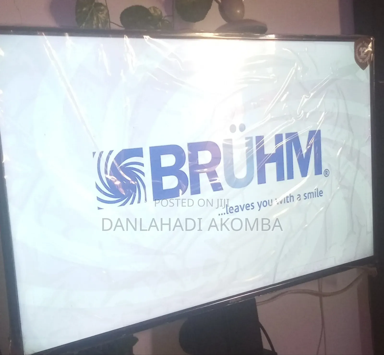 Bruhm 42"Inches Digital Television.