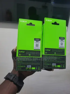 Oraimo Powercube 201 Uk Type 20w Lightning (iPhone) Charger Kit