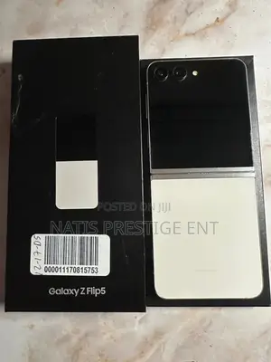 New Samsung Galaxy Z Flip 5 256 GB Yellow