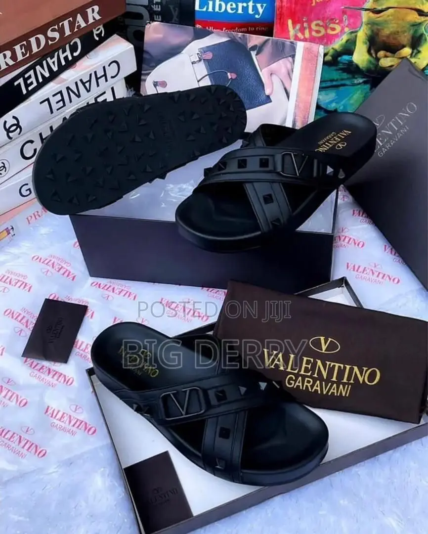 Valentino Nose Slides
