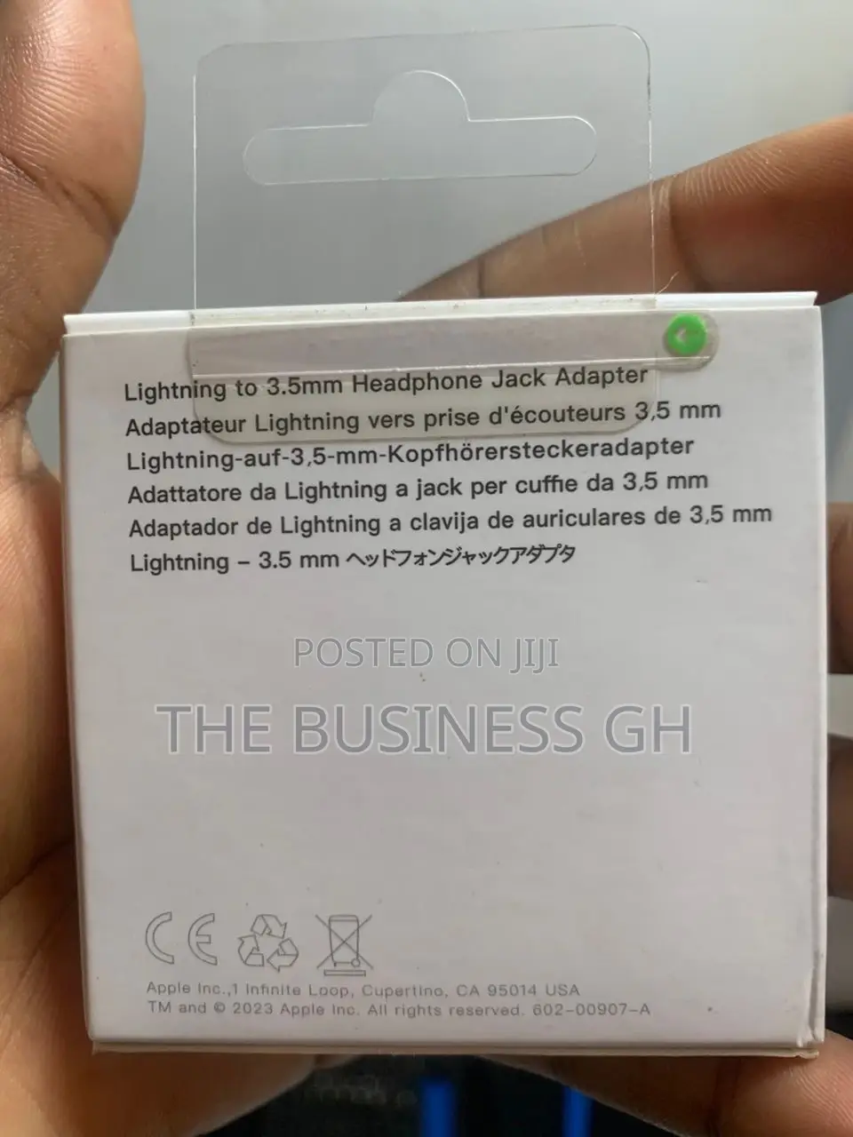 Apple Lightning to Headphone Jack
