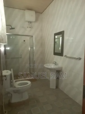 4bdrm House in Tema Community 11 for rent