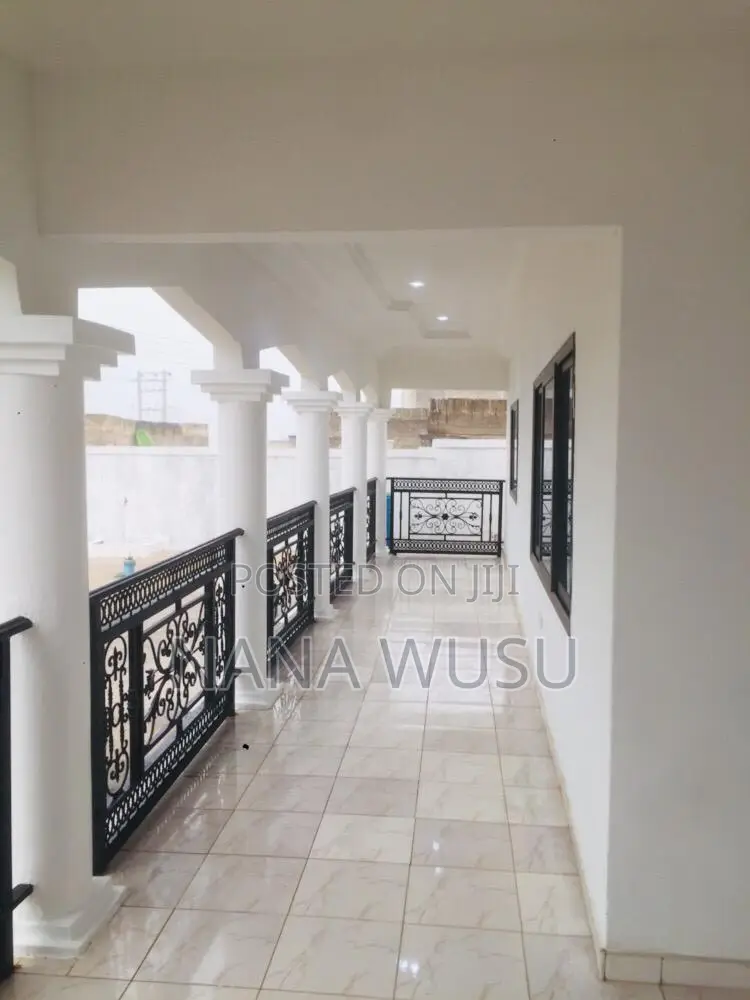 5bdrm House in Abuakwah Dkc, Kumasi Metropolitan for rent