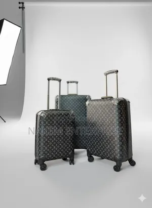 Luxurious 3pcs Exquisite Trolley Luggage With A Smooth 360 Wheels