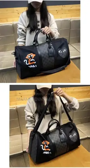 Large Capacity Unisex Travel Duffle Bag