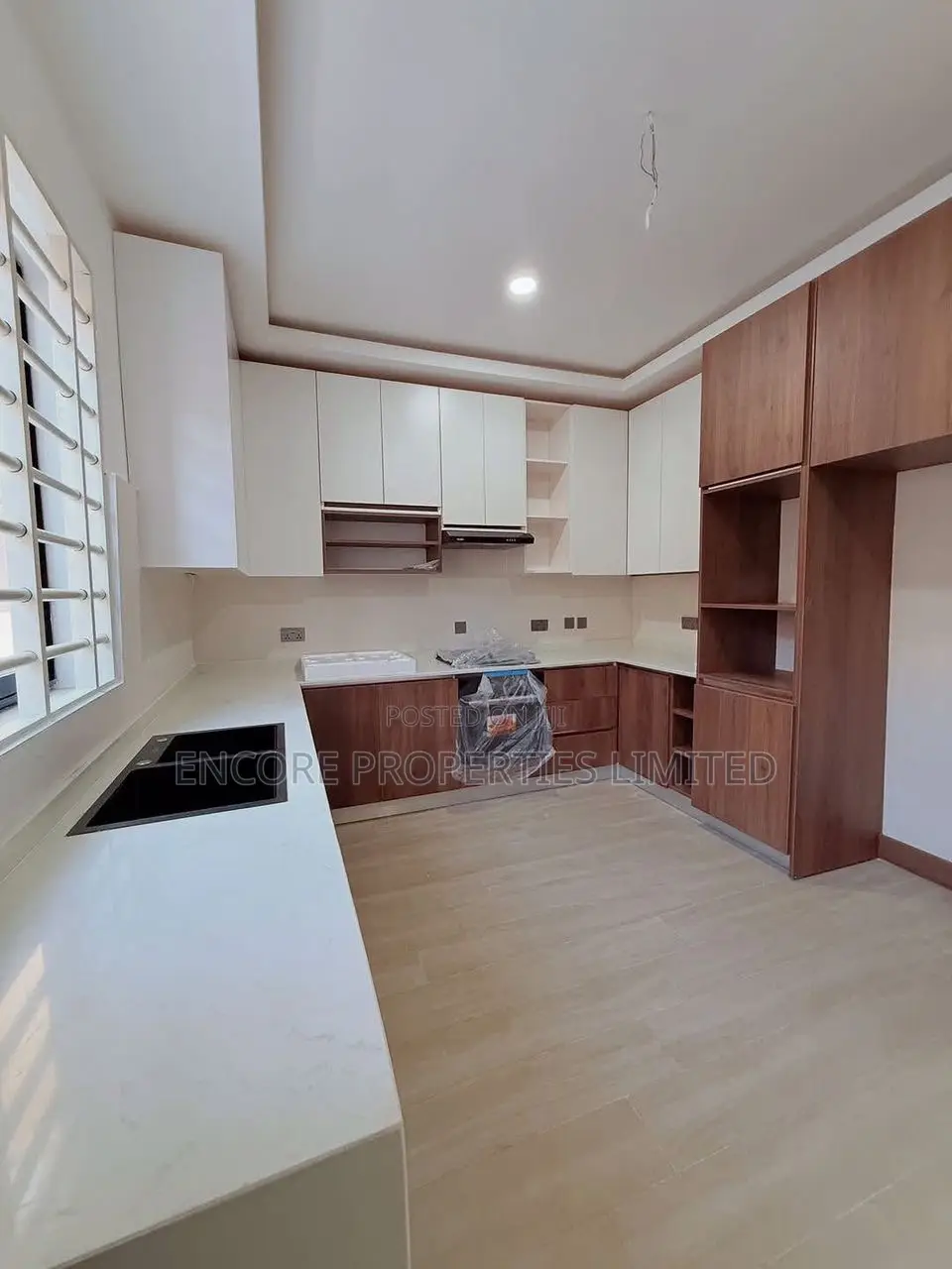 4bdrm House in Encore Properties, Baatsona Total for sale