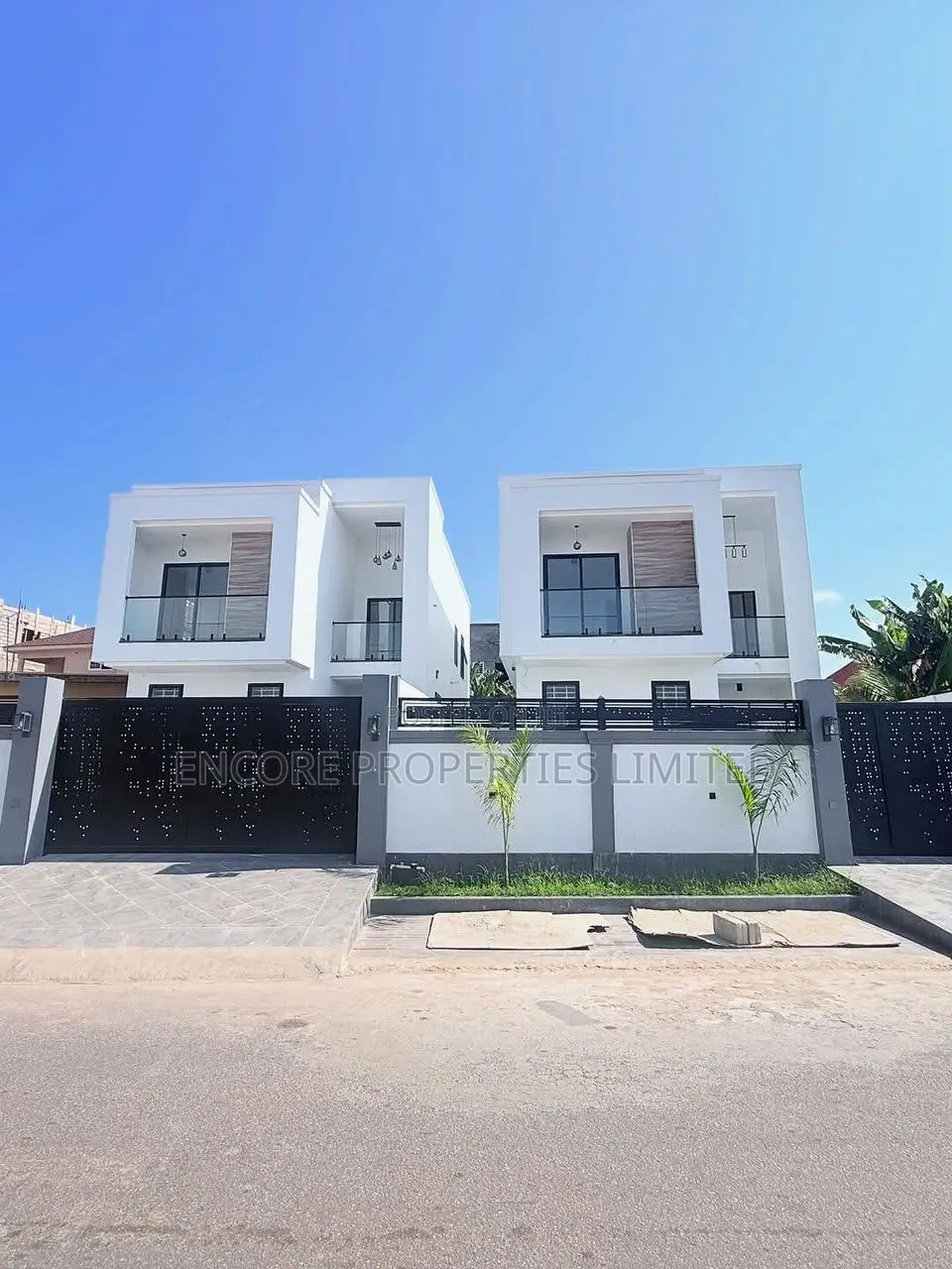 4bdrm House in Encore Properties, Baatsona Total for sale