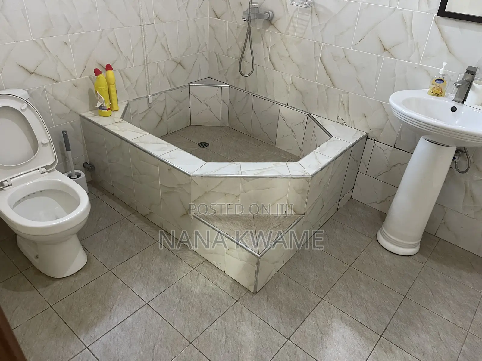 Furnished 2bdrm Apartment in Richmoni Estate, Kumasi Metropolitan