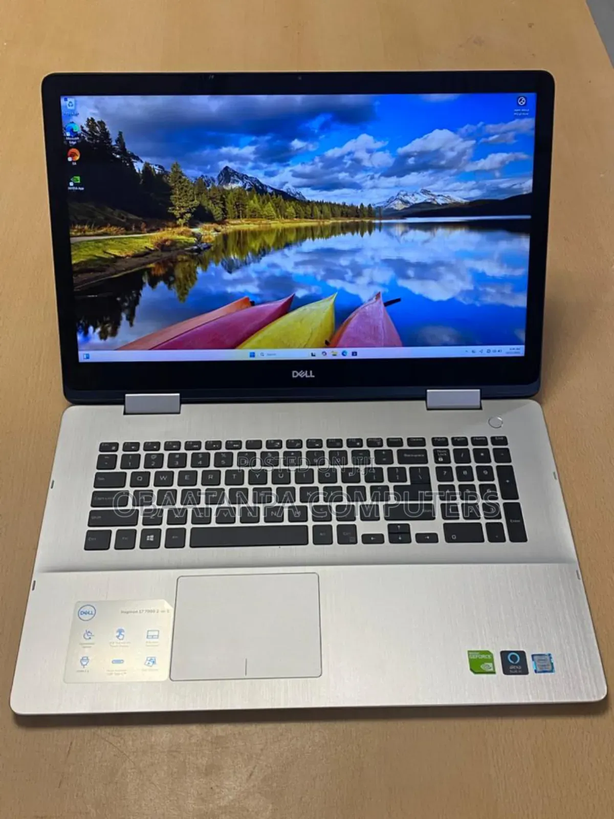 Laptop Dell Inspiron 17 7786 16GB Intel Core I7 SSD 256GB