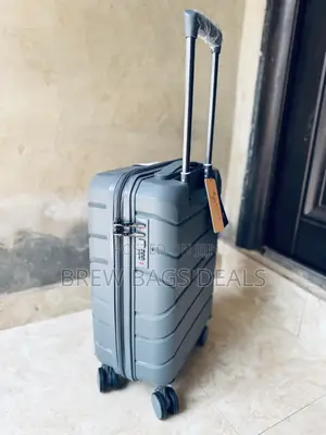 Ultra Strong Small Size 18inches Hand Luggage Anticrack Traveling Bag