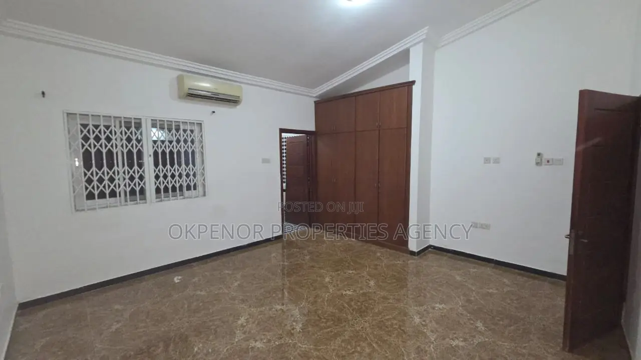 4bdrm House in Lashibi,Com18, Accra Metropolitan for rent