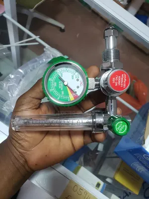 Oxygen Regulator