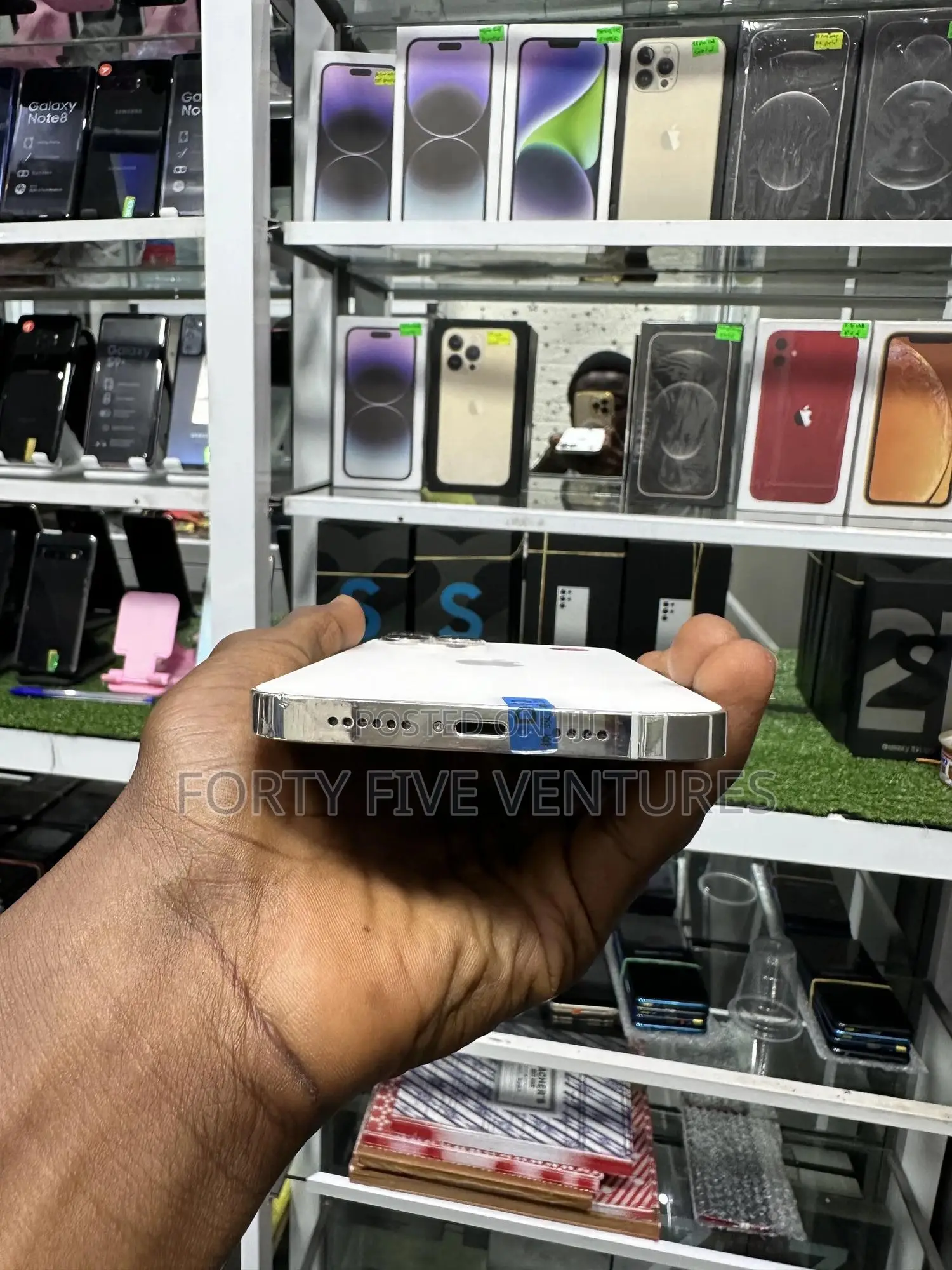 New Apple iPhone 12 Pro Max 128 GB White