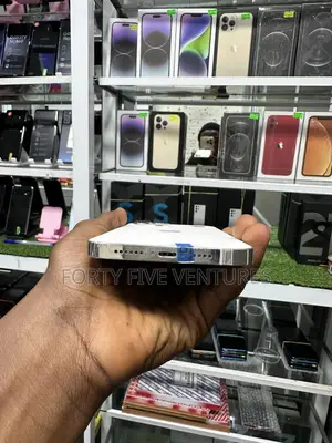 New Apple iPhone 12 Pro Max 128 GB White